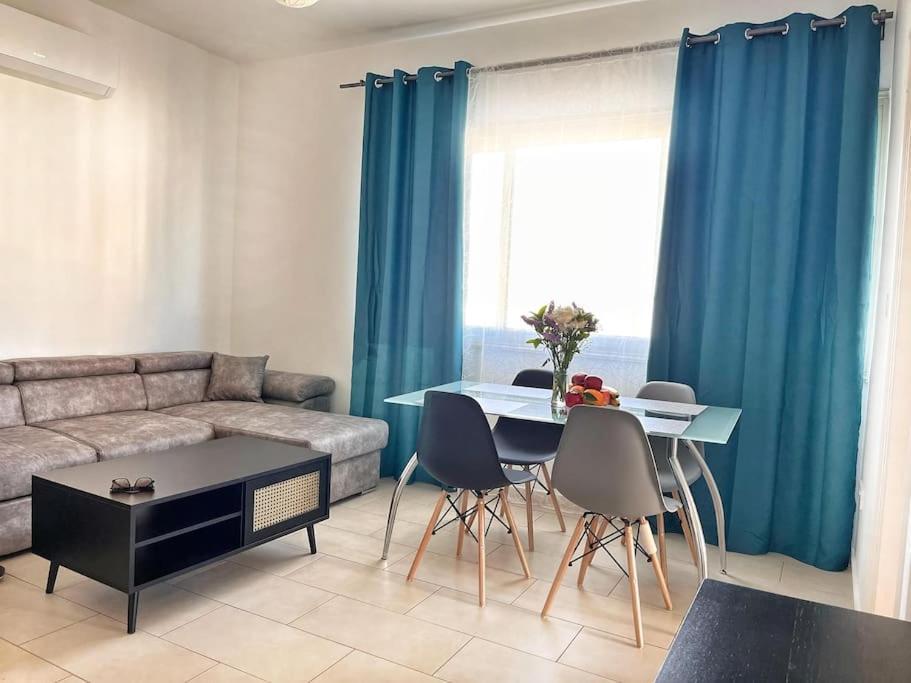 Teo Apartment Pafos Dış mekan fotoğraf