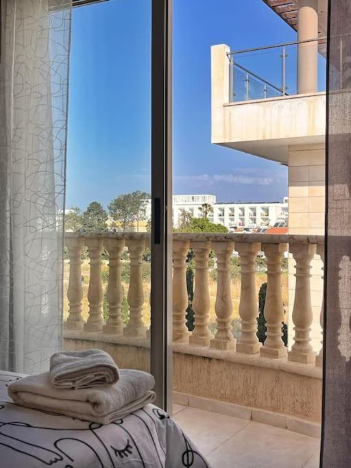 Teo Apartment Pafos Dış mekan fotoğraf