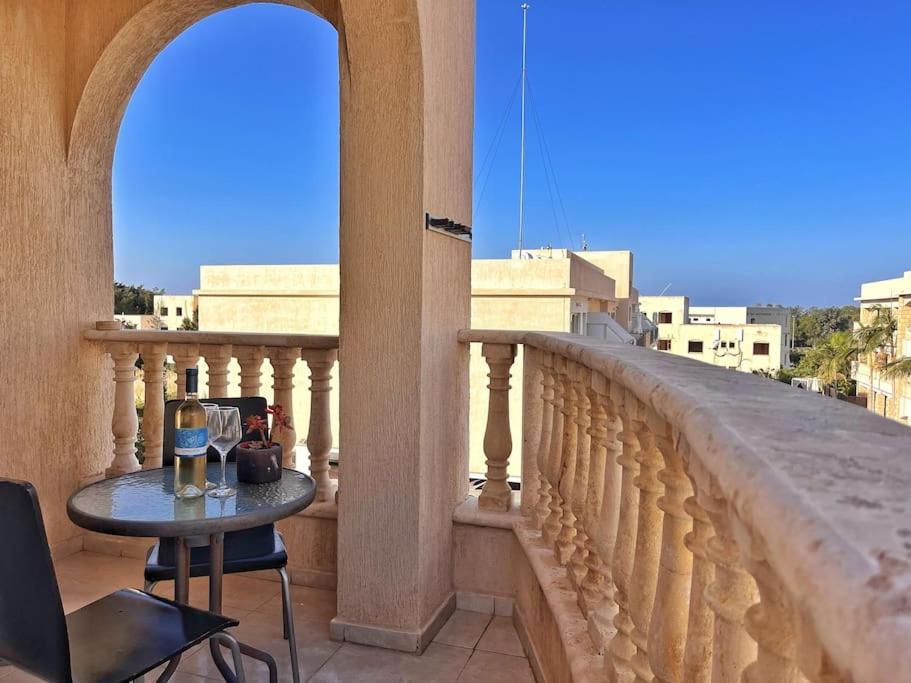 Teo Apartment Pafos Dış mekan fotoğraf